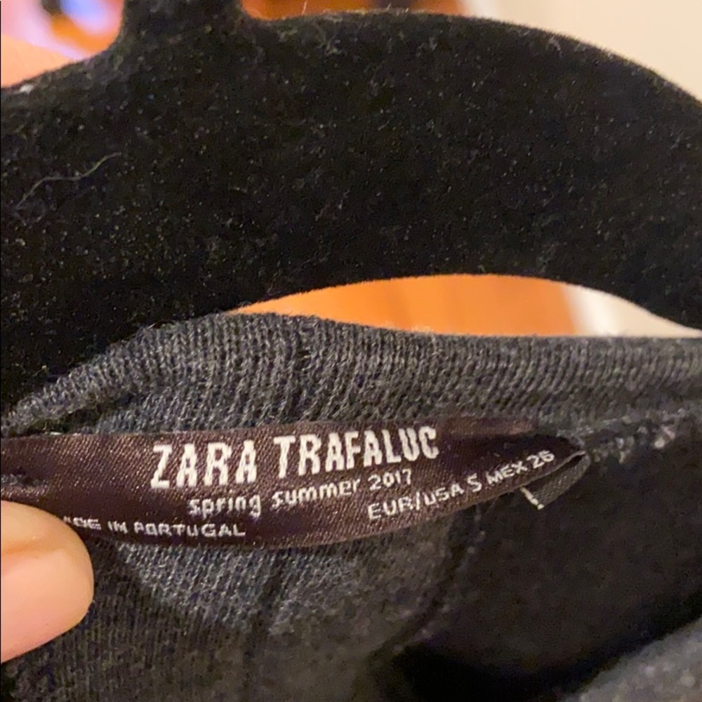 Zara Sweater with Ties on Back - Picture 7 of 8
